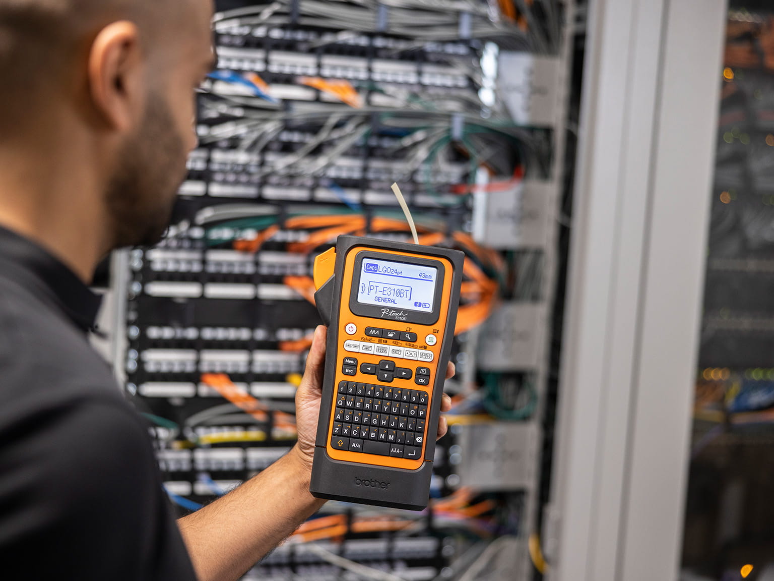 Rotuladora eletrónica PT-E300VP