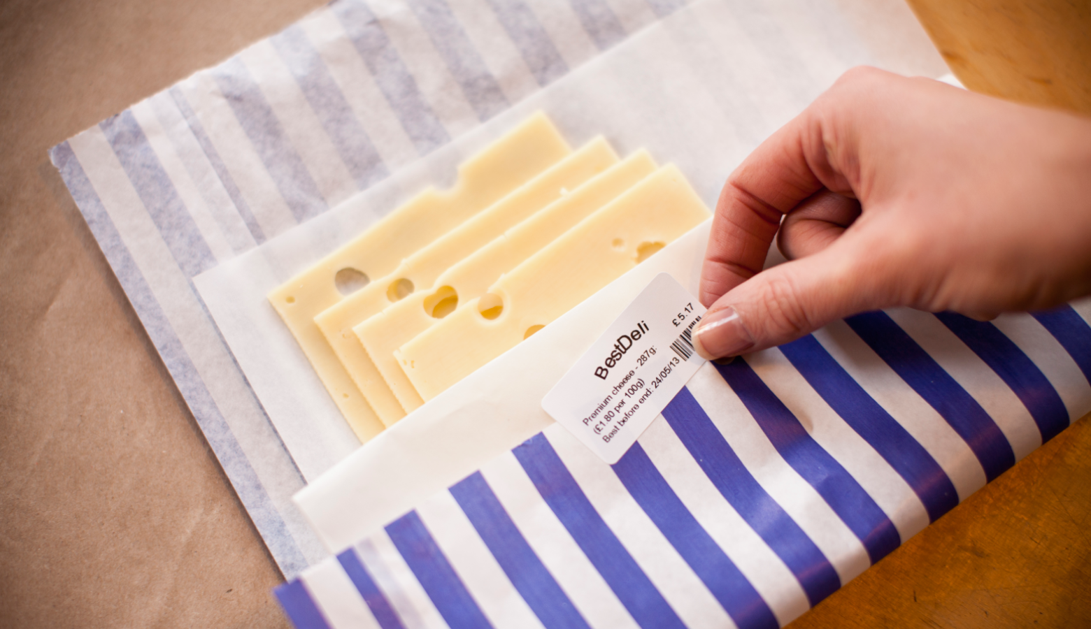 <p>A best before date label printed using P-touch editor 6.7</p>